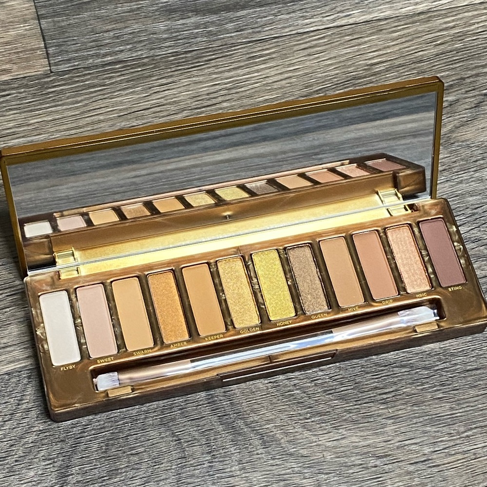 Urban Decay Naked Honey Eyeshadow Palette